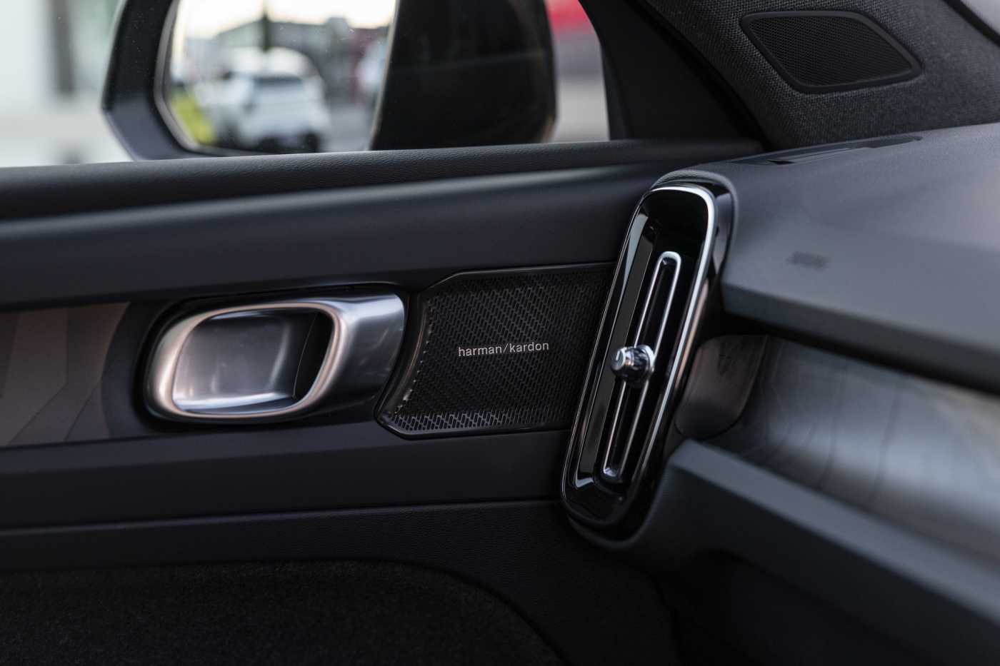Volvo  C40 Recharge Ultimate, Twin Motor, Electric
