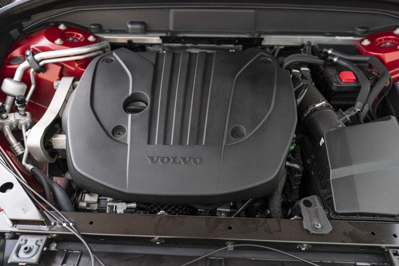 Volvo  XC60 Plus, B5 Mild Hybrid, Petrol