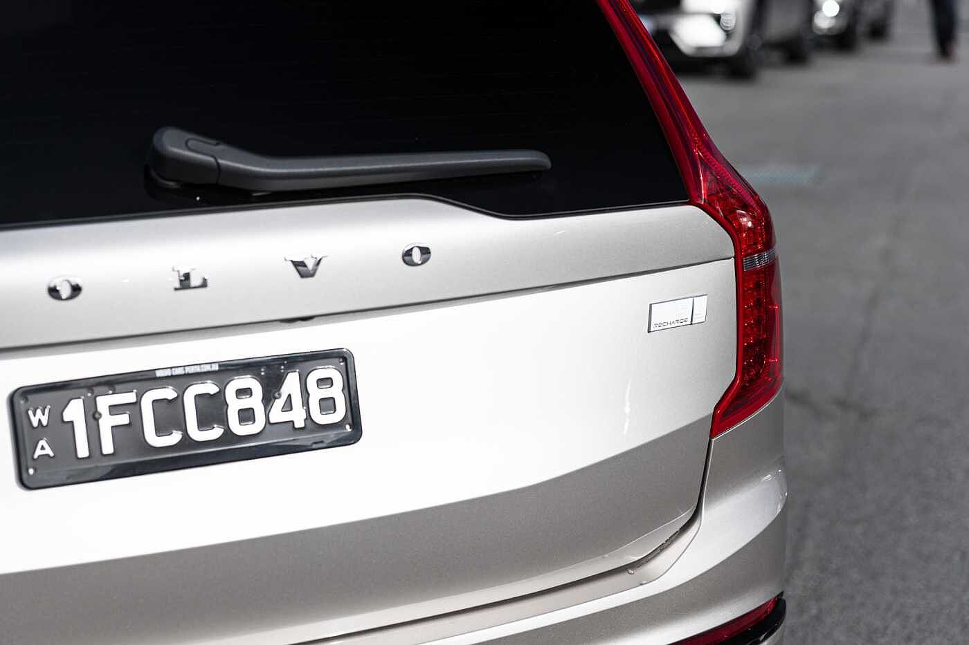 Volvo  XC90 Recharge Ultimate, T8 eAWD Plug-in hybrid, Electric/Petrol, Dark, 7 Seats