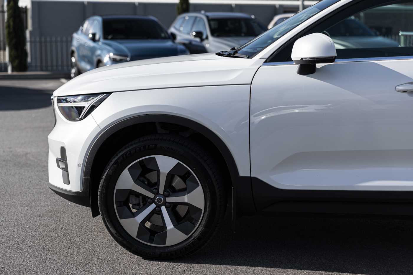 Volvo  XC40 Ultimate, B4 Mild Hybrid, Petrol, Bright