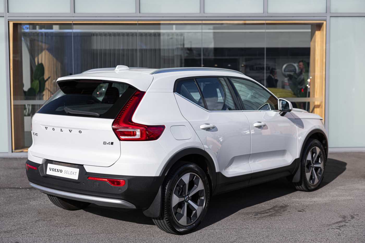 Volvo  XC40 Ultimate, B4 Mild Hybrid, Petrol, Bright