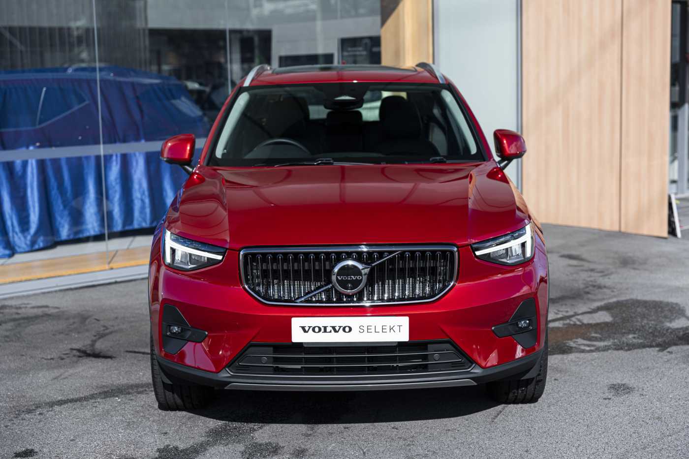 Volvo  XC40 Ultimate, B4 Mild Hybrid, Petrol, Bright