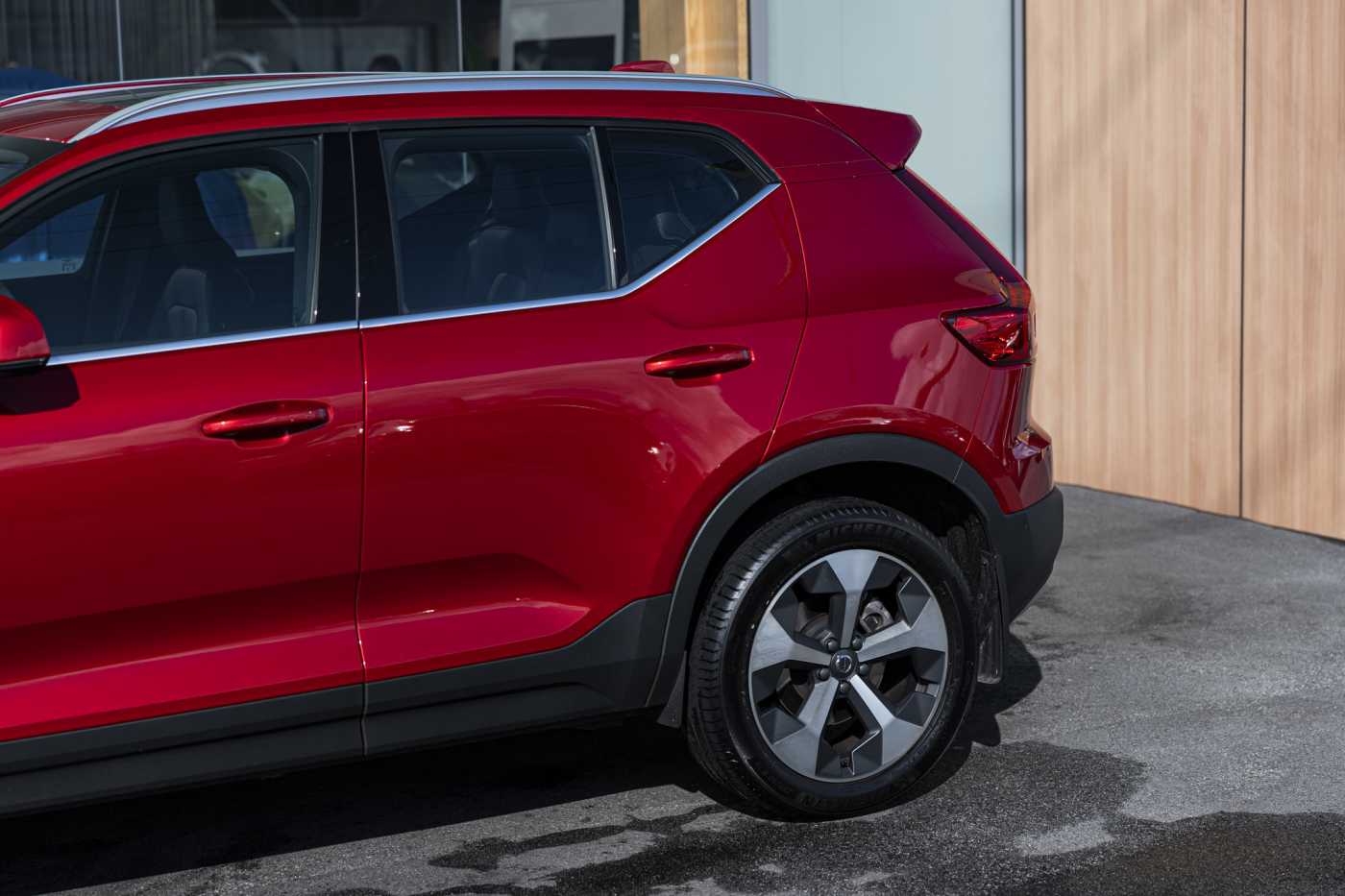 Volvo  XC40 Ultimate, B4 Mild Hybrid, Petrol, Bright