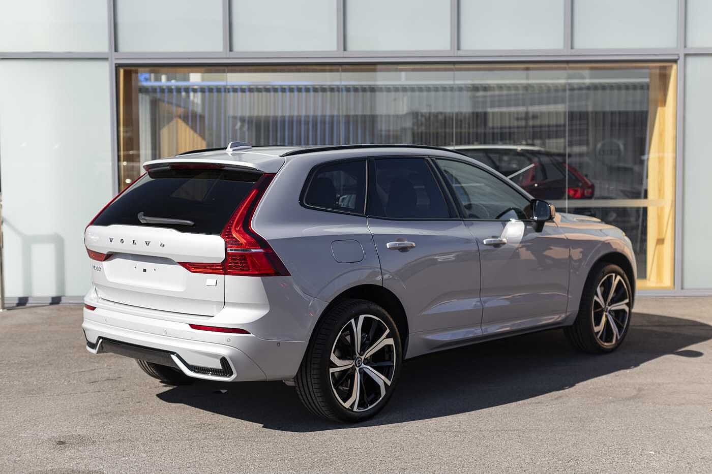 Volvo  UZ MY24 Recharge Ultimate T8 AWD Plug-In Hybrid