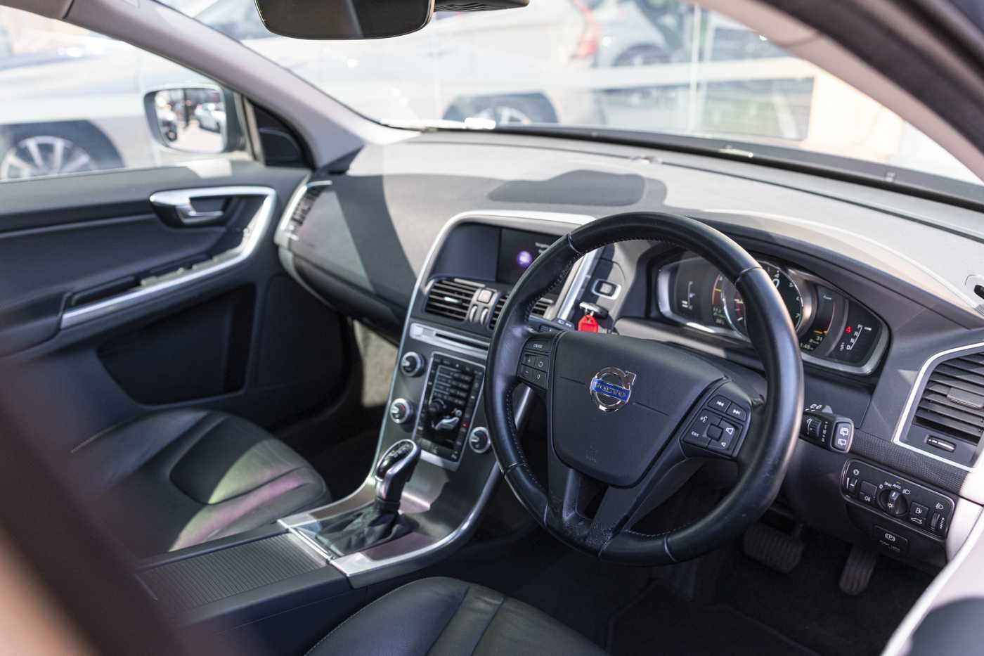Volvo  XC60 T5 Kinetic