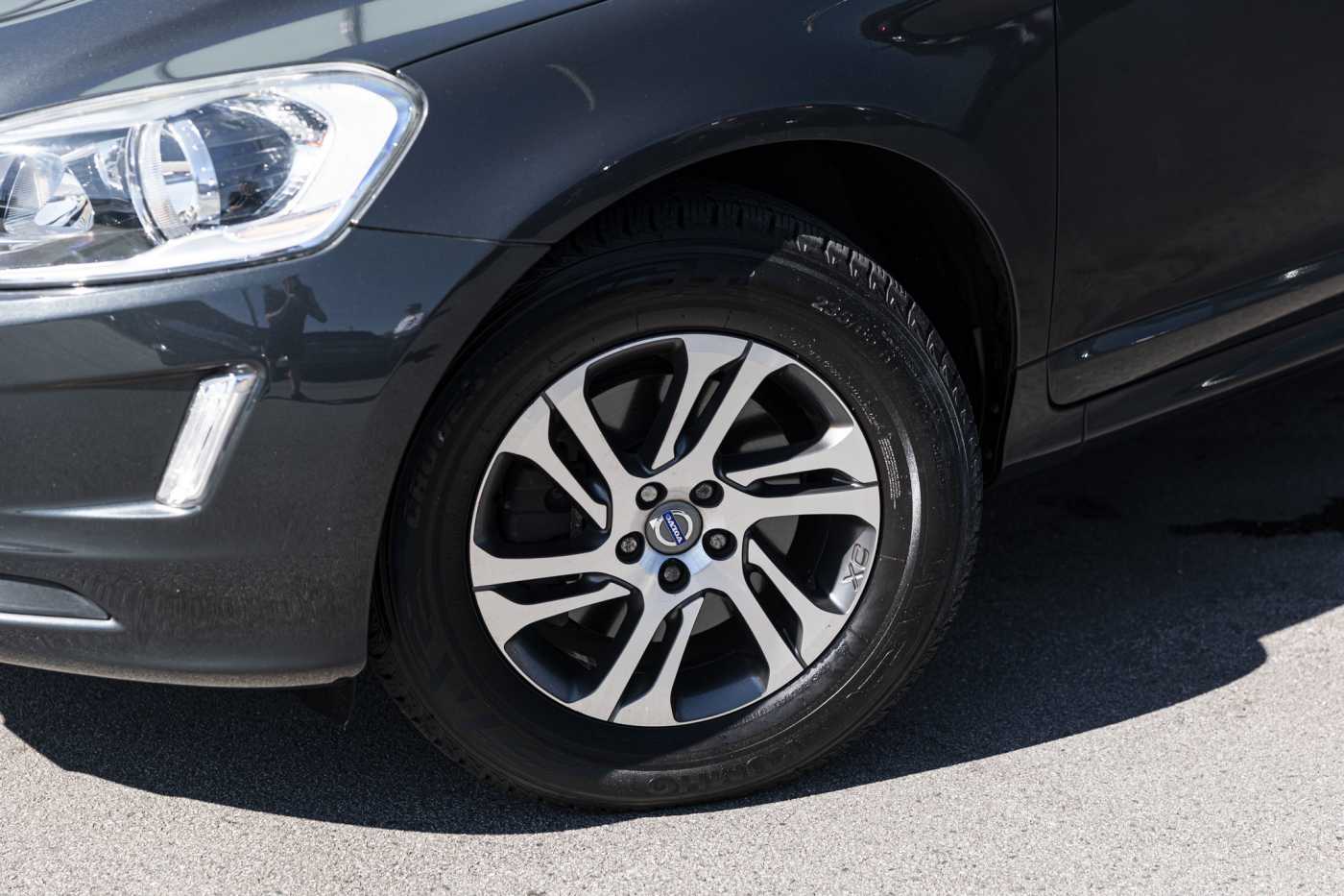 Volvo  XC60 T5 Kinetic