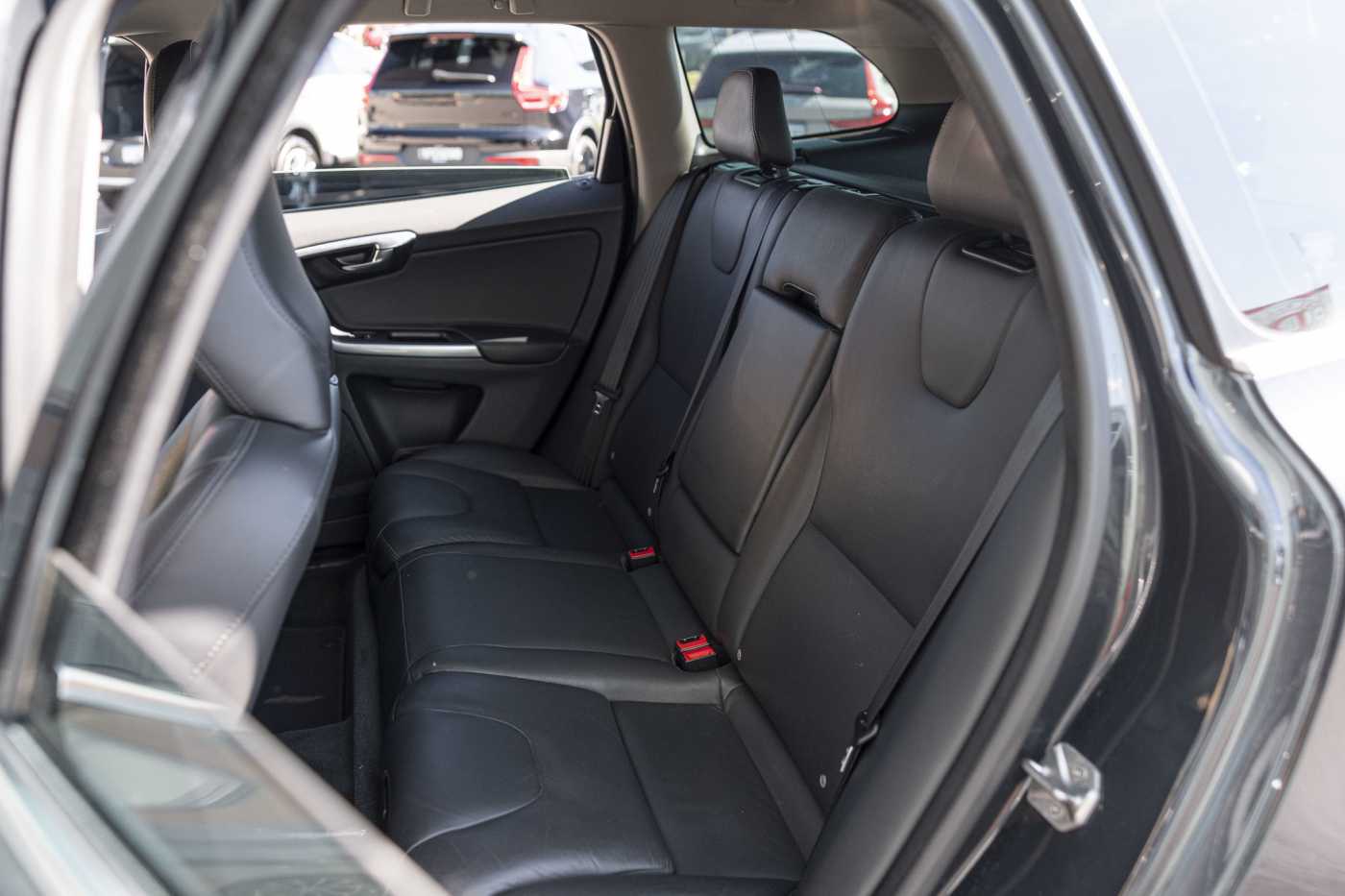 Volvo  XC60 T5 Kinetic