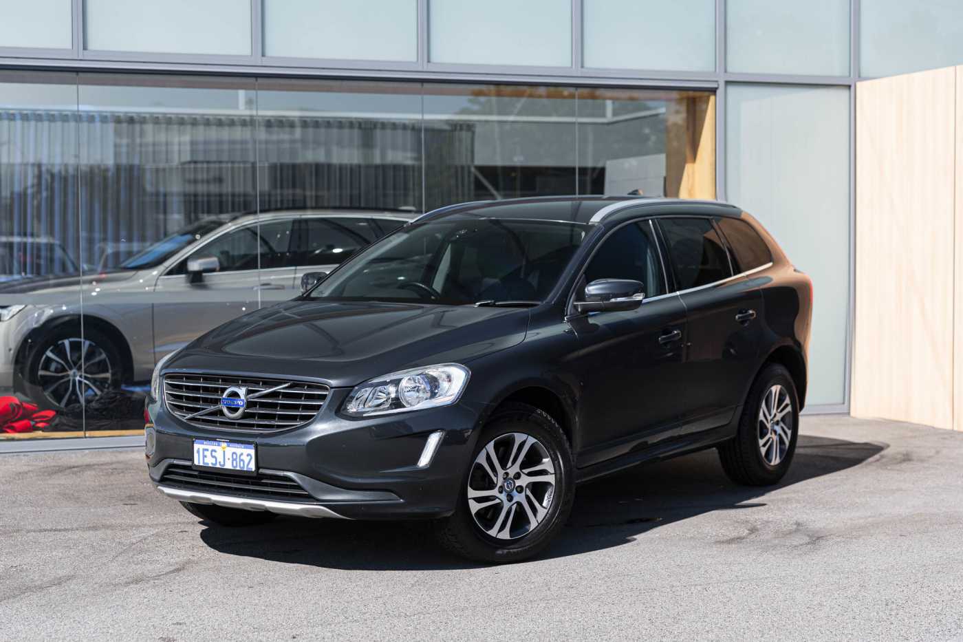 Volvo  XC60 T5 Kinetic