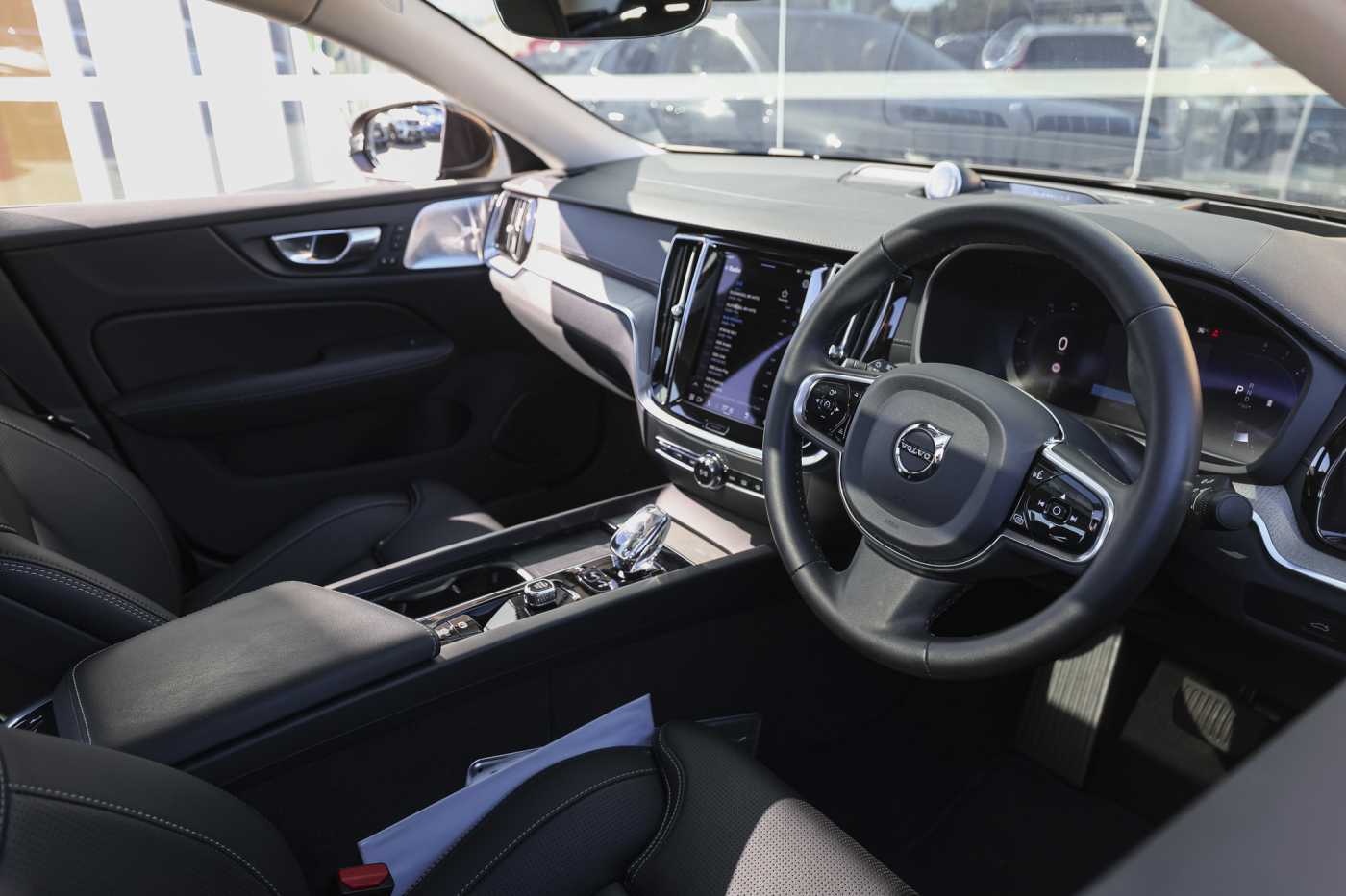 Volvo  S60 Ultimate, B5 Mild Hybrid, Petrol, Bright