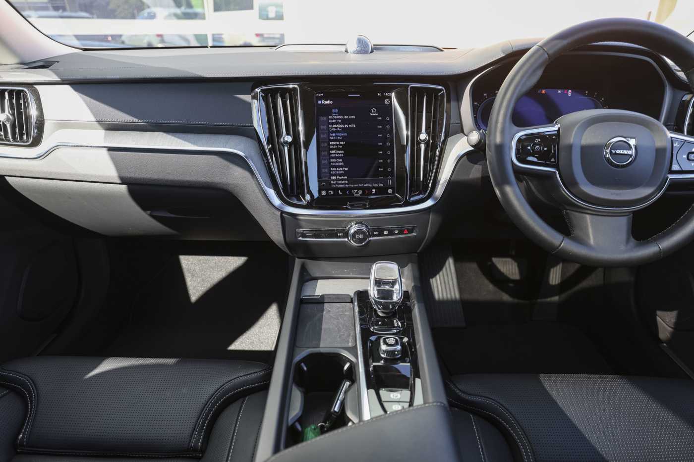 Volvo  S60 Ultimate, B5 Mild Hybrid, Petrol, Bright