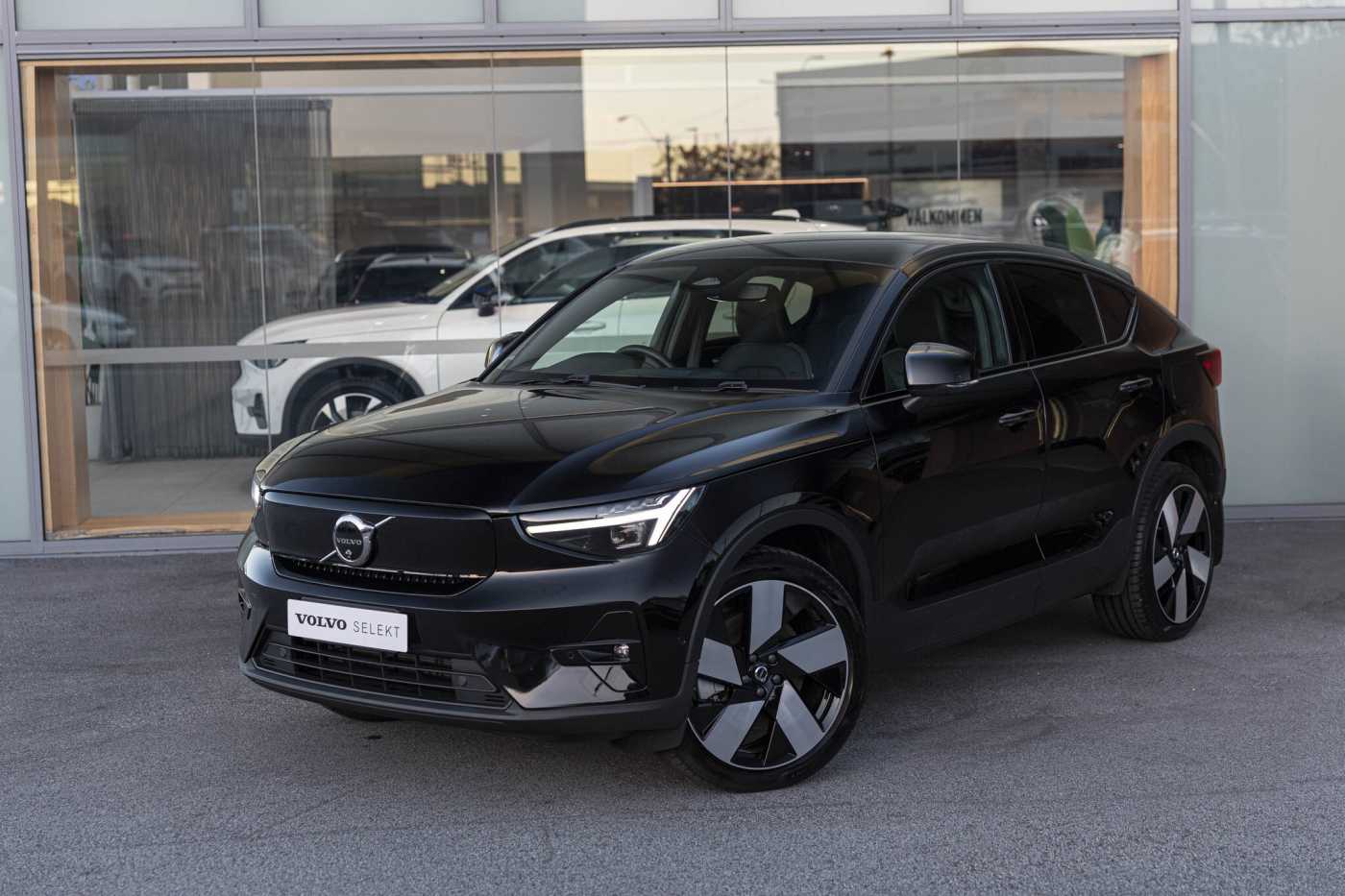 Volvo  C40 Recharge Ultimate, Twin Motor, Electric