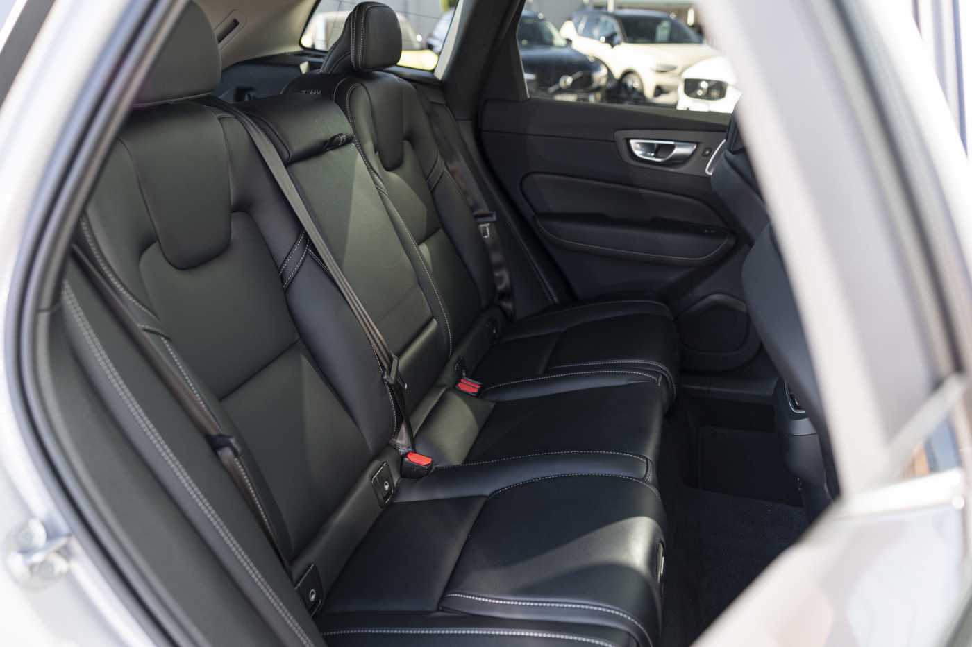Volvo  XC60 Ultimate, B5 Mild Hybrid, Petrol, Bright