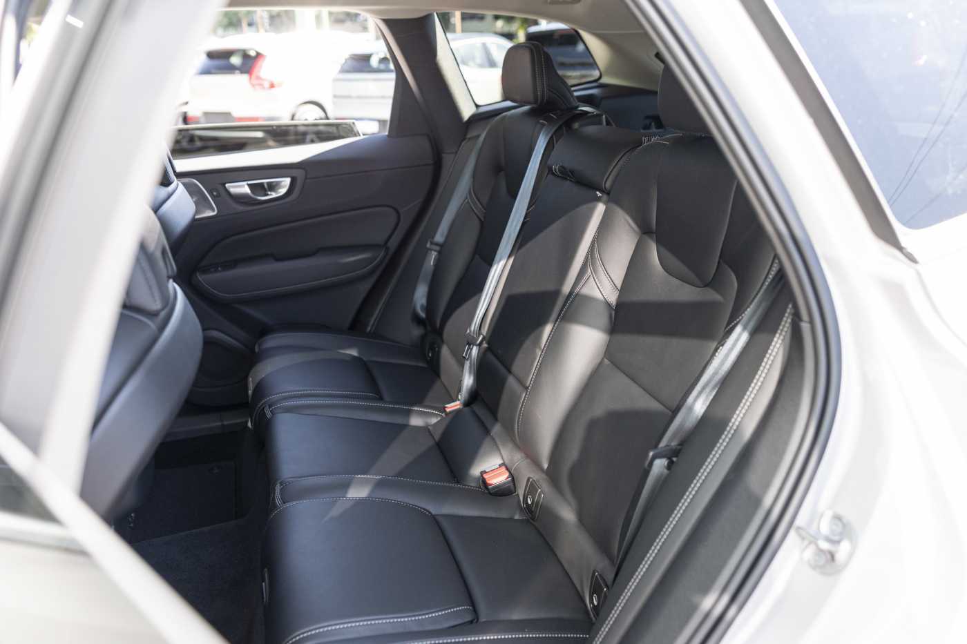 Volvo  XC60 Ultimate, B5 Mild Hybrid, Petrol, Bright