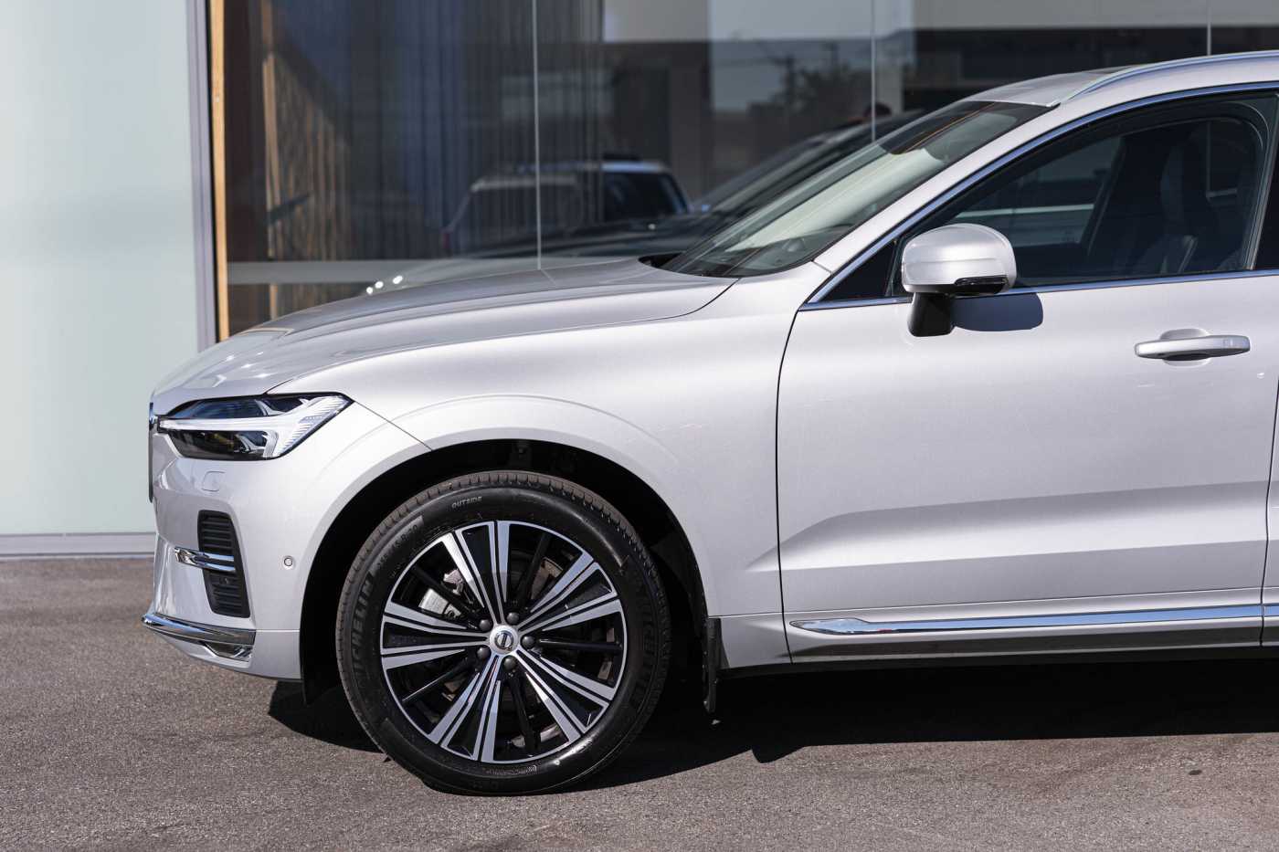 Volvo  XC60 Ultimate, B5 Mild Hybrid, Petrol, Bright