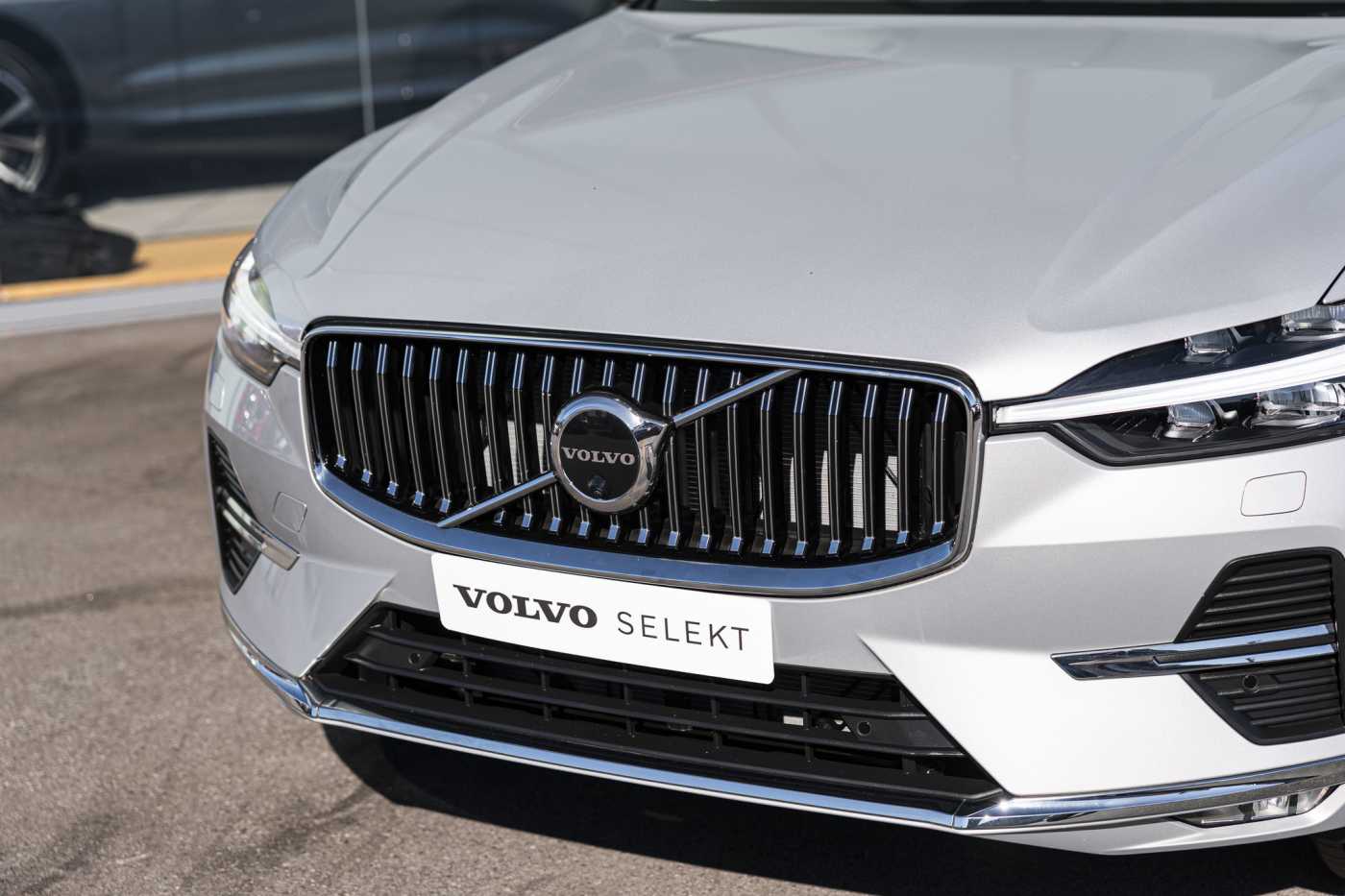 Volvo  XC60 Ultimate, B5 Mild Hybrid, Petrol, Bright