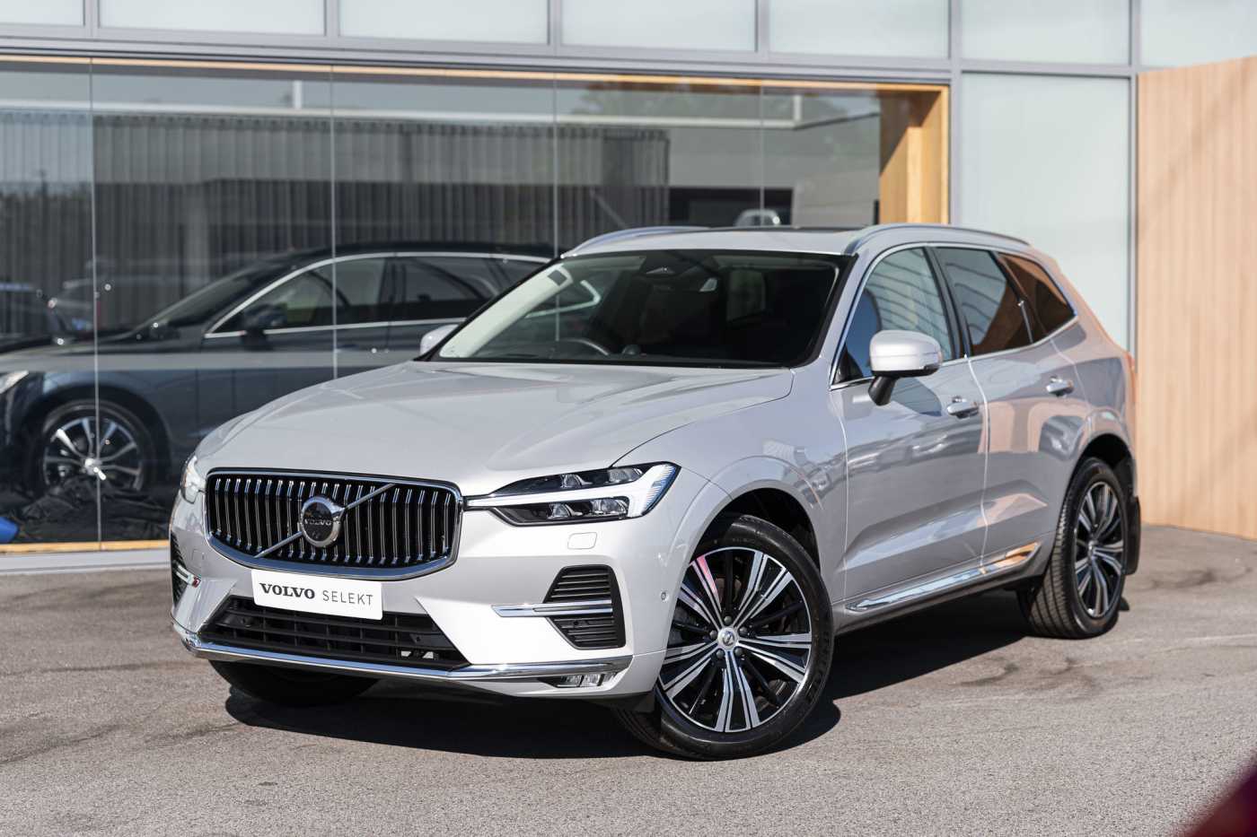 Volvo  XC60 Ultimate, B5 Mild Hybrid, Petrol, Bright