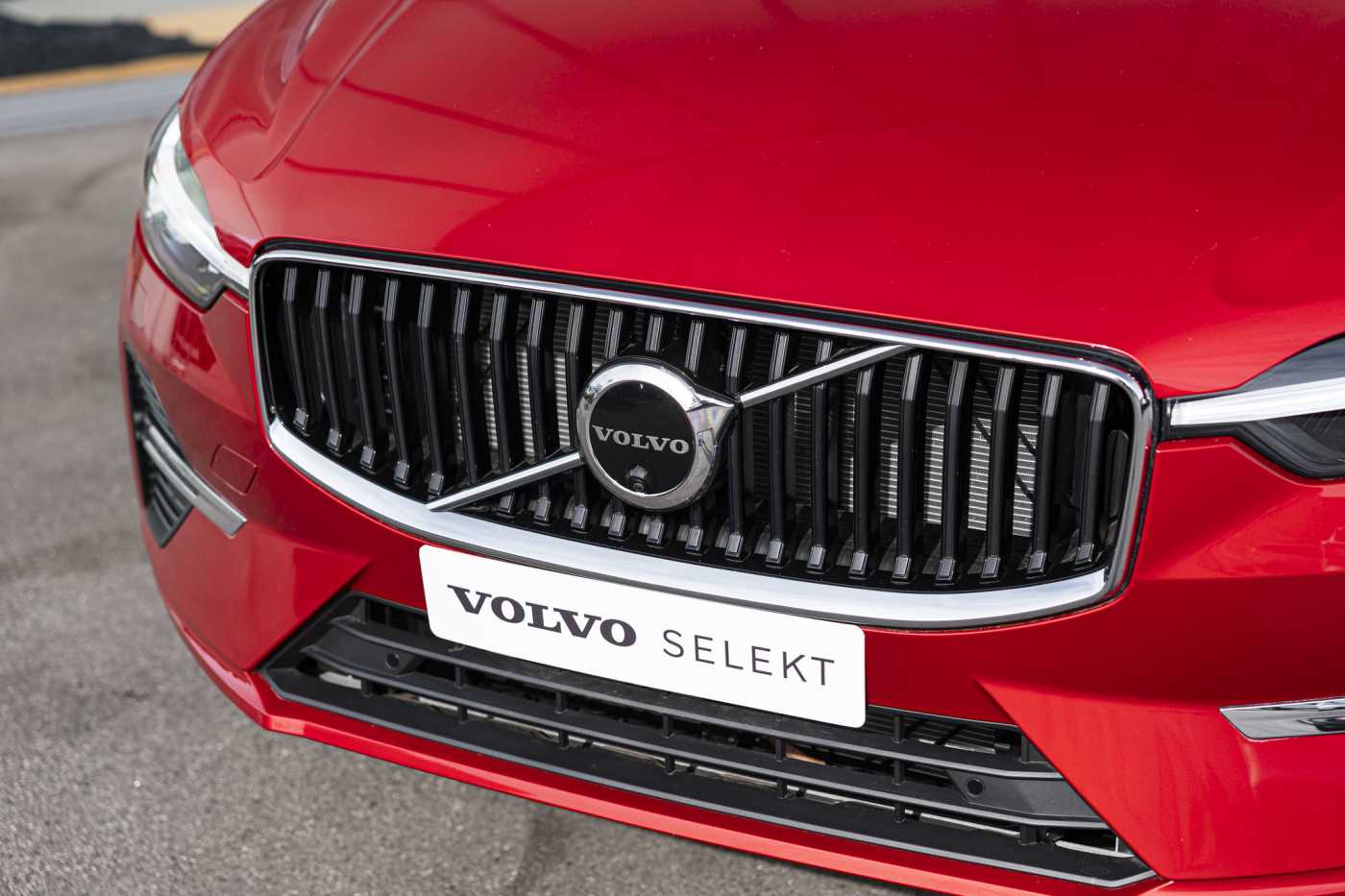 Volvo  XC60 Plus, B5 Mild Hybrid, Petrol