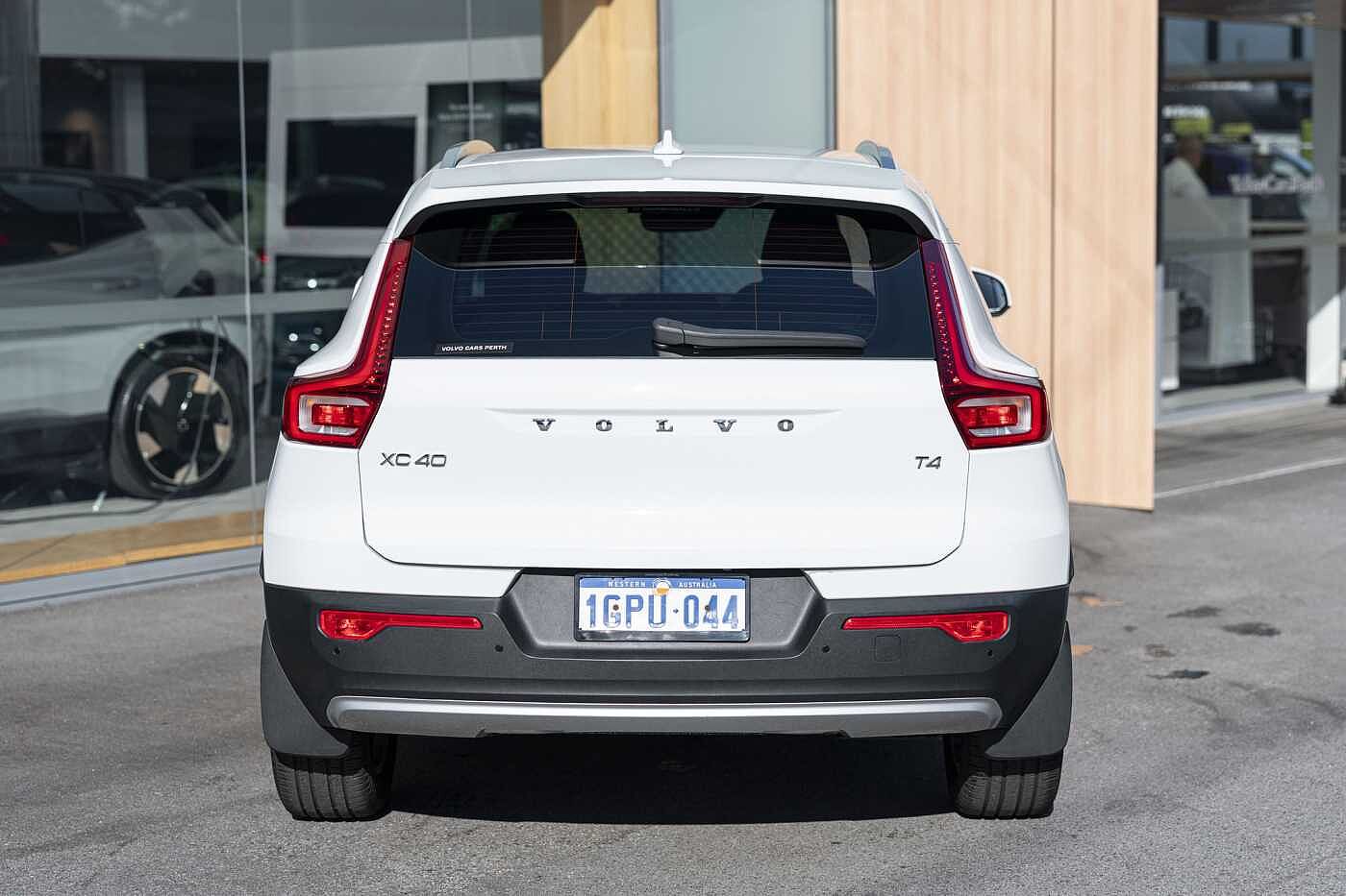 Volvo  XC40 T4 Momentum