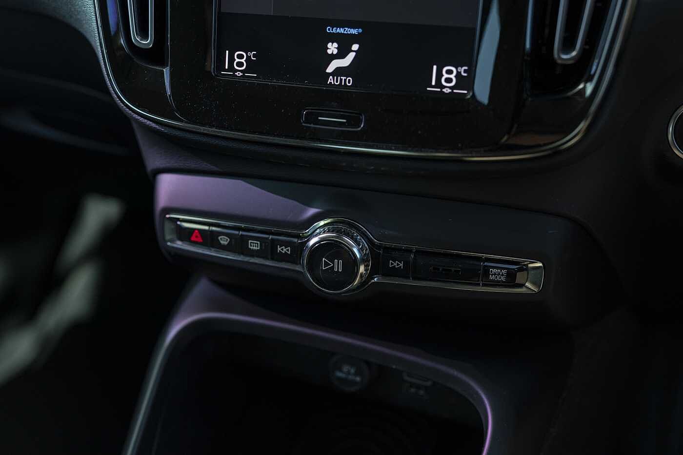 Volvo  XC40 T4 Momentum