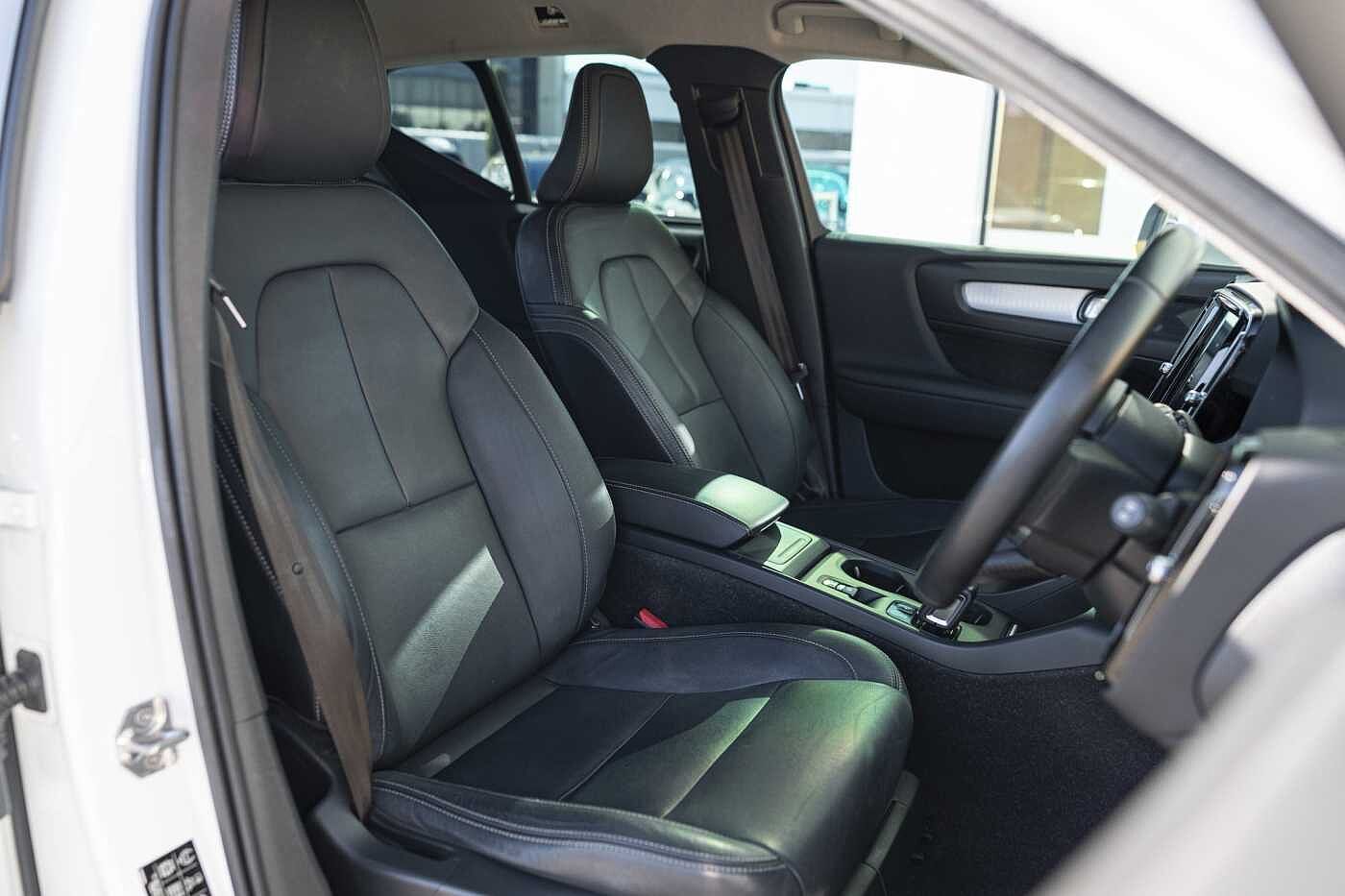 Volvo  XC40 T4 Momentum