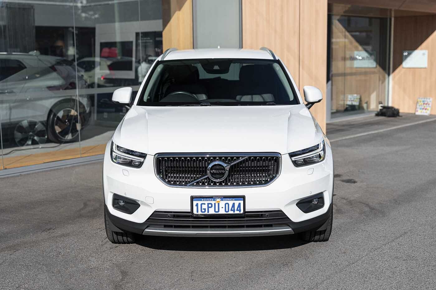 Volvo  XC40 T4 Momentum