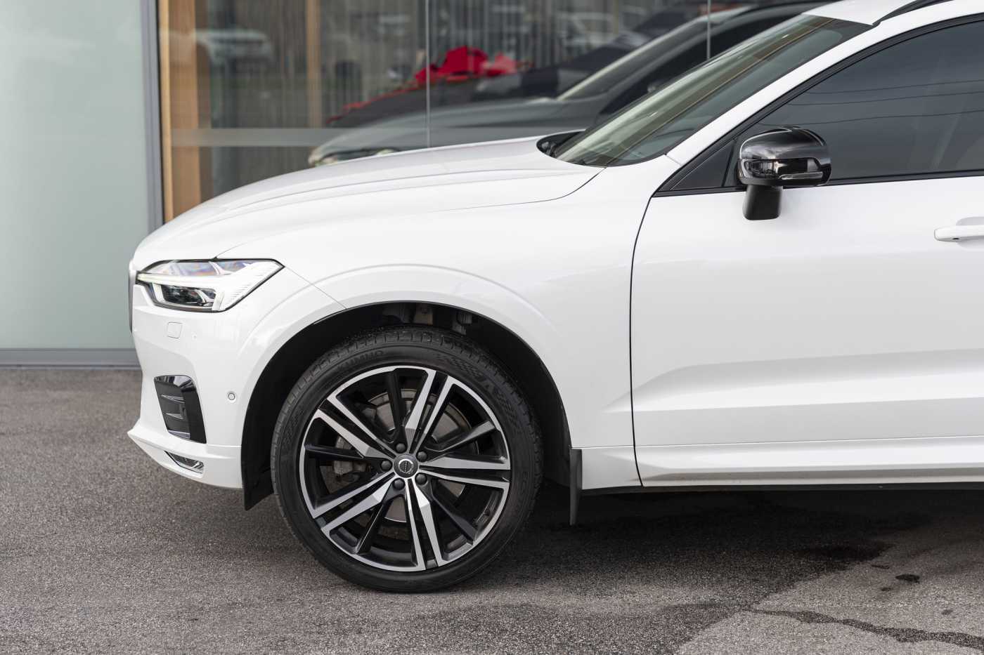 Volvo  XC60 T6 R-Design AWD