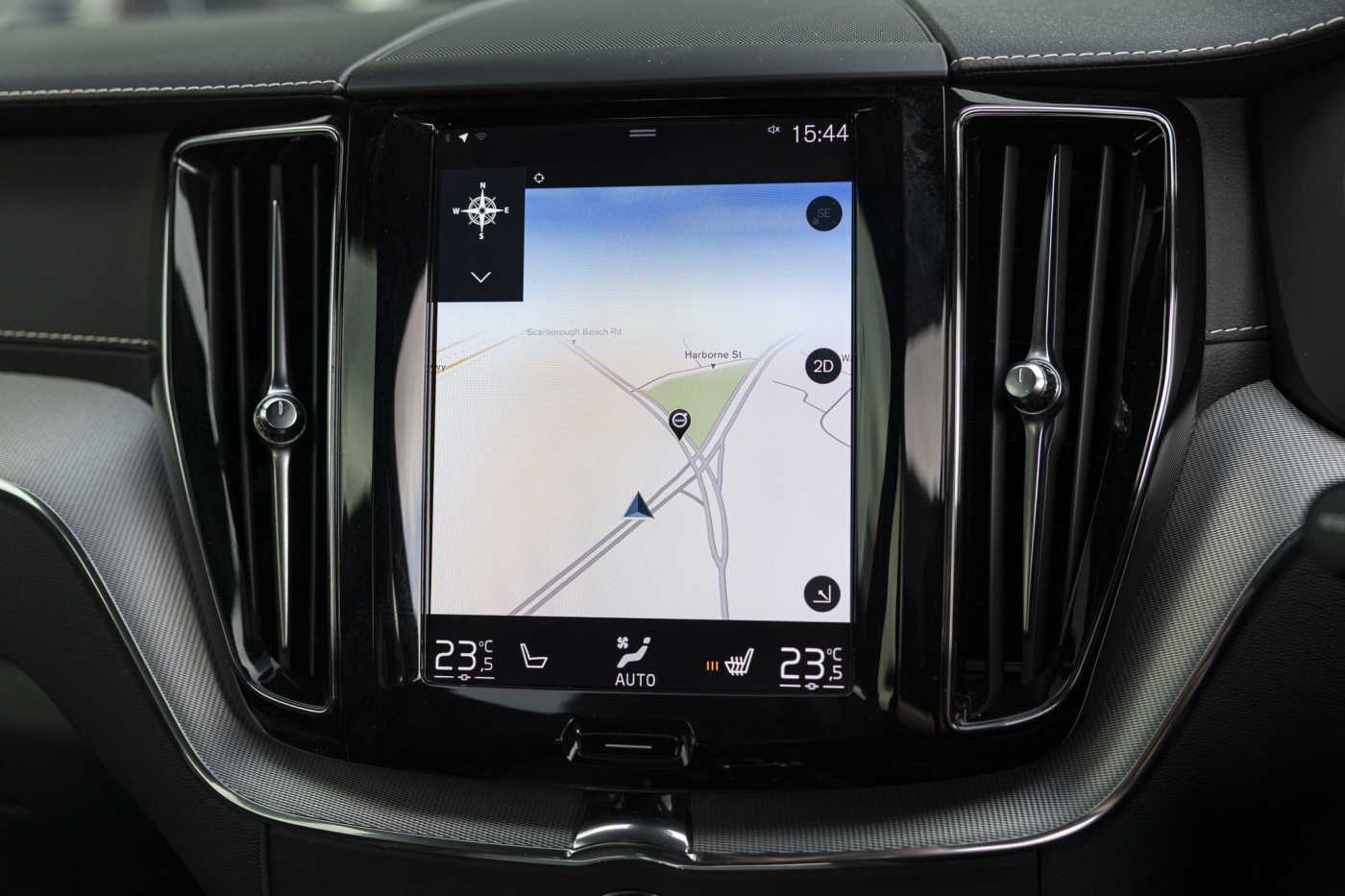 Volvo  XC60 T6 R-Design AWD
