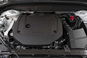 Volvo  XC60 Ultimate, B6 AWD mild hybrid, Petrol, Dark