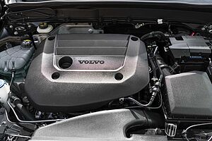 Volvo  XZ MY25 Black Edition AWD