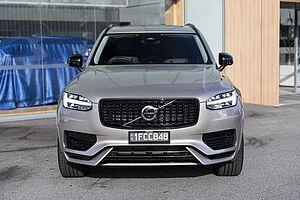 Volvo  XC90 Recharge Ultimate, T8 eAWD Plug-in hybrid, Electric/Petrol, Dark, 7 Seats