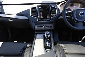 Volvo  XC90 Recharge Ultimate, T8 eAWD Plug-in hybrid, Electric/Petrol, Dark, 7 Seats