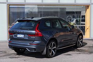 Volvo  UZ MY23 Ultimate B6 AWD Dark