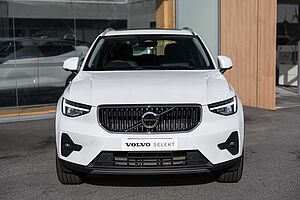 Volvo  XC40 Ultimate, B4 Mild Hybrid, Petrol, Bright