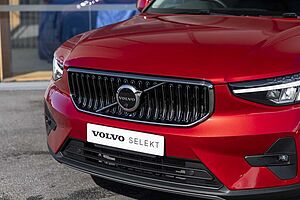 Volvo  XC40 Ultimate, B4 Mild Hybrid, Petrol, Bright