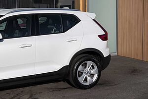 Volvo  XC40 Plus, B4 Mild hybrid, Petrol