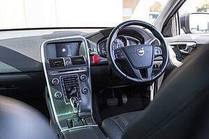 Volvo  XC60 T5 Kinetic