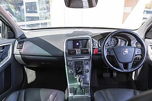 Volvo  XC60 T5 Kinetic