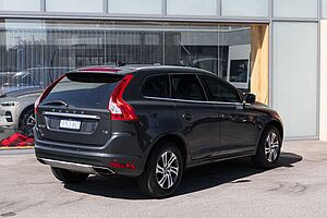 Volvo  XC60 T5 Kinetic