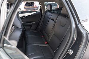 Volvo  XC60 T5 Kinetic