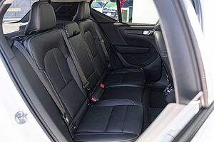 Volvo  XZ MY25 Ultra B4 AWD Dark