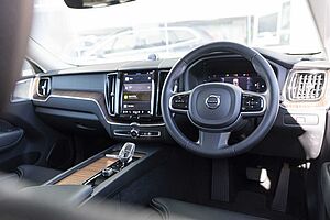 Volvo  XC60 Ultimate, B5 Mild Hybrid, Petrol, Bright