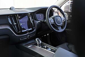 Volvo  XC60 Ultimate, B5 Mild Hybrid, Petrol, Bright