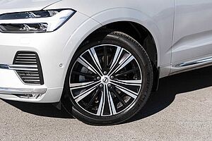 Volvo  XC60 Ultimate, B5 Mild Hybrid, Petrol, Bright
