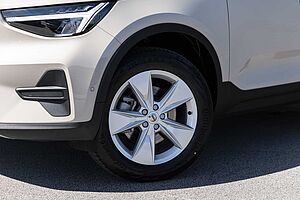 Volvo  XC40 Plus, B4 Mild hybrid, Petrol