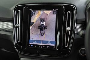 Volvo  XC40 Ultimate, B5 Mild Hybrid, Petrol, Dark