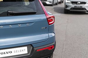 Volvo  XC40 Ultimate, B5 Mild Hybrid, Petrol, Dark