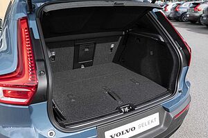 Volvo  XC40 Ultimate, B5 Mild Hybrid, Petrol, Dark