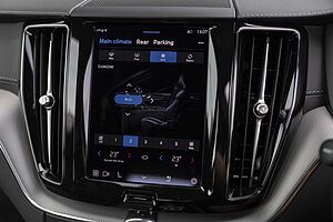 Volvo  XC60 Ultimate, B6 AWD mild hybrid, Petrol, Dark