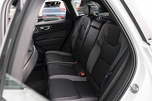 Volvo  XC60 Ultimate, B6 AWD mild hybrid, Petrol, Dark