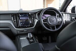 Volvo  XC60 Ultimate, B6 AWD mild hybrid, Petrol, Dark